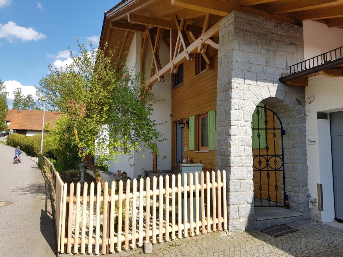 Ferienwohnung Am Kirchberg Achslach Exterior photo